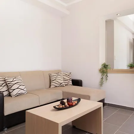 Santos Luxury Apartamento Dassia (Corfu)